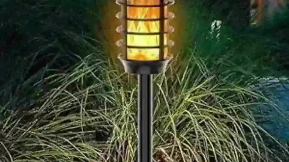 Realistic 66 LED Flickering Solar Flame Wall Light for outdoor garden
